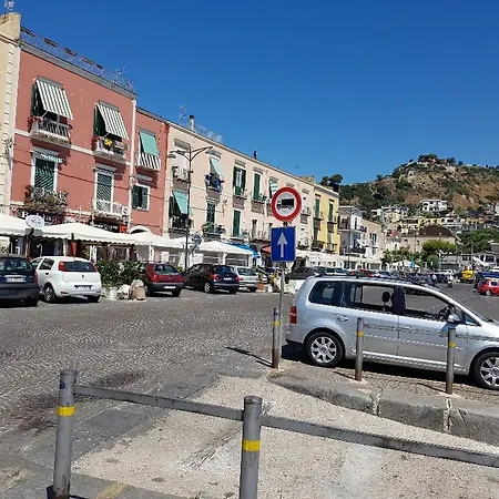 Via Lucullo